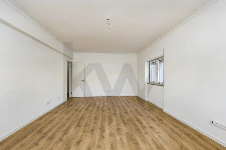 Apartamento T2 para Venda em Massamá e Monte Abraão Foto 15