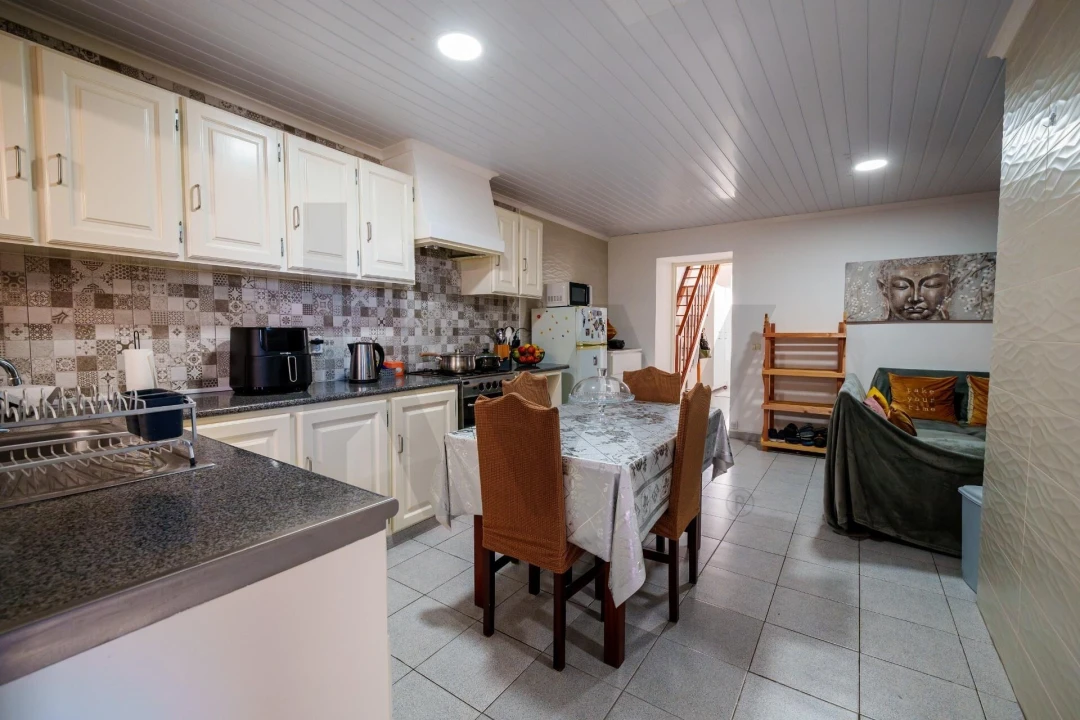 Moradia T2 para Venda em Algarvia Foto 10