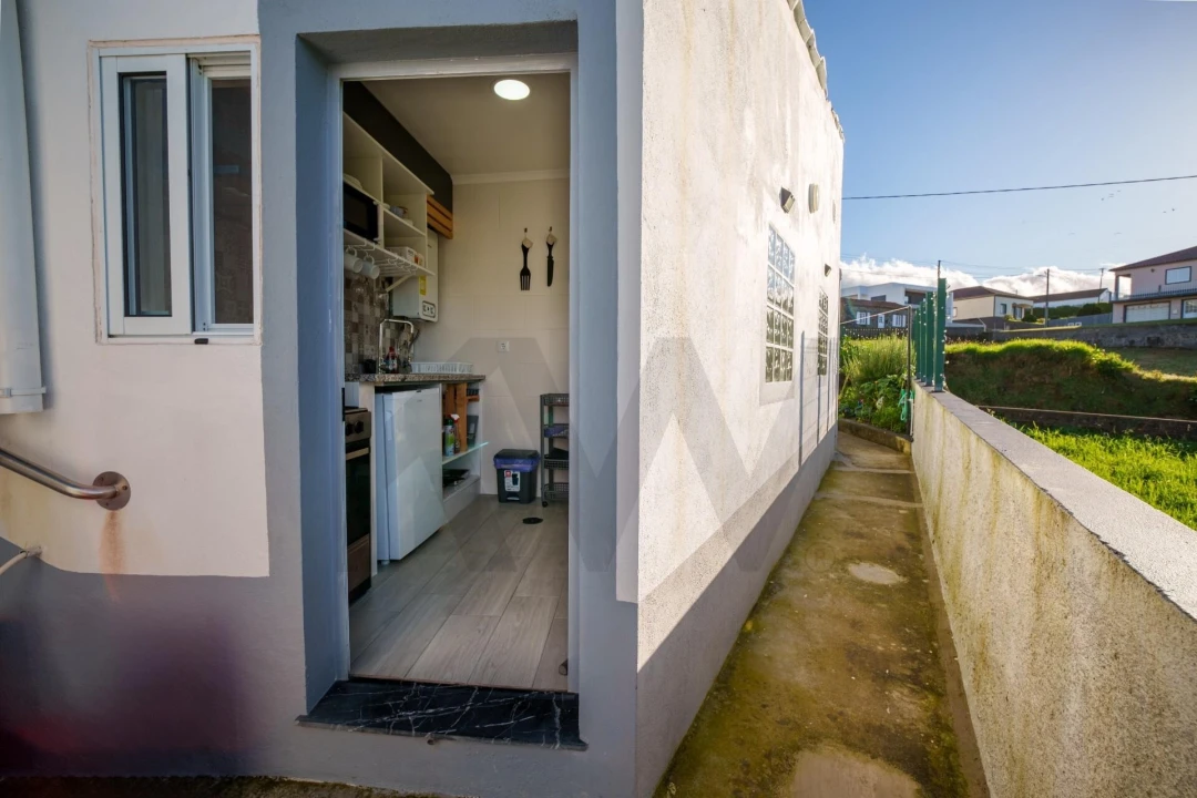 Moradia T2 para Venda em Algarvia Foto 16
