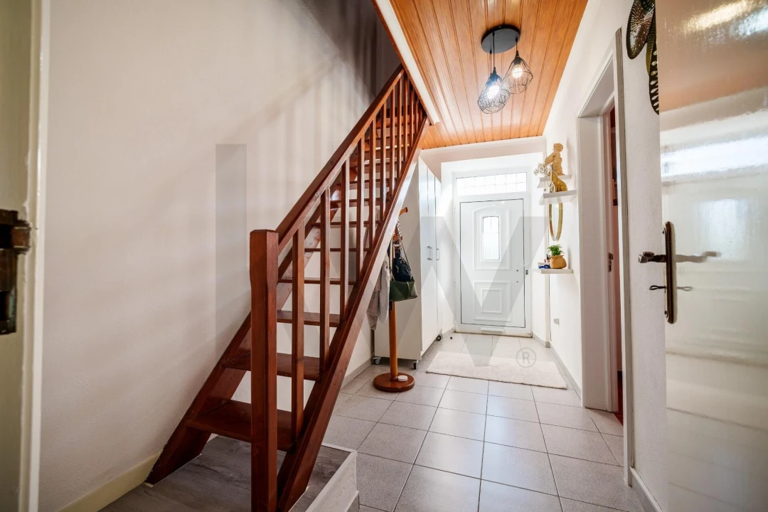 Moradia T2 para Venda em Algarvia Foto 5