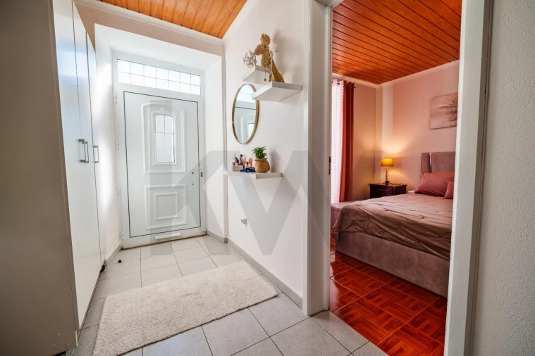 Moradia T2 para Venda em Algarvia Foto 4