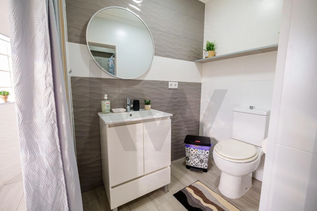Moradia T2 para Venda em Algarvia Foto 17