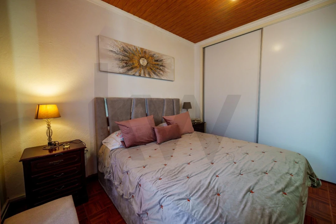Moradia T2 para Venda em Algarvia Foto 7