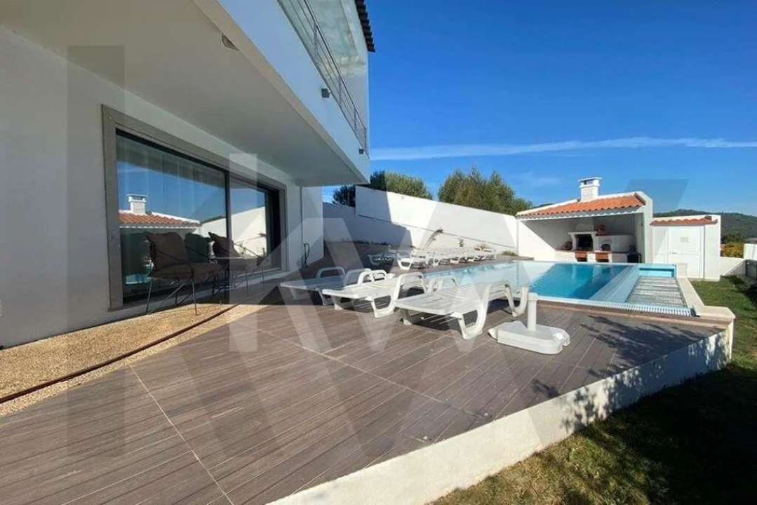 Moradia T6 para Venda em União das Freguesias de Setúbal Foto 6