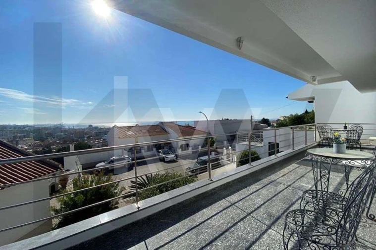 Moradia T6 para Venda em União das Freguesias de Setúbal Foto 4