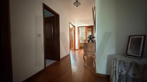 Moradia T2 para Venda em Caldas de São Jorge e Pigeiros