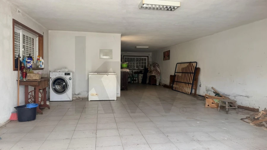 Moradia T2 para Venda em Caldas de São Jorge e Pigeiros Foto 14