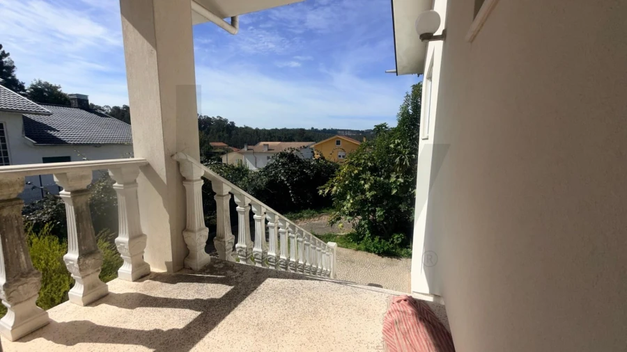 Moradia T2 para Venda em Caldas de São Jorge e Pigeiros Foto 13