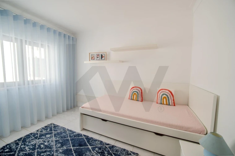 Moradia T4 para Venda em Santa Maria do Castelo e Santiago e Santa Susana Foto 10