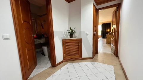 Apartamento para Venda em Albufeira e Olhos de Água