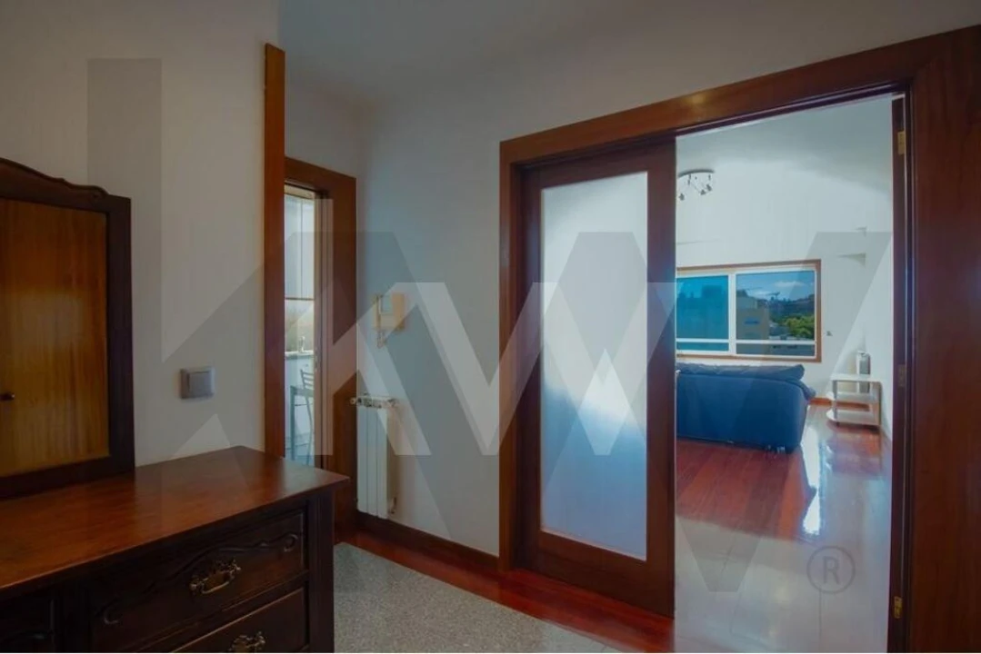 Apartamento T1 para Arrendamento em Santa Marinha e São Pedro da Afurada Foto 8