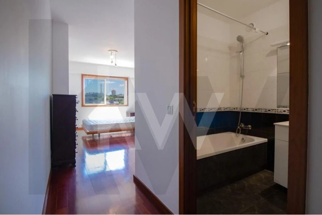 Apartamento T1 para Arrendamento em Santa Marinha e São Pedro da Afurada Foto 7