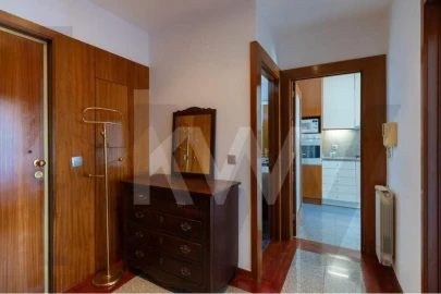 Apartamento T1 para Arrendamento em Santa Marinha e São Pedro da Afurada