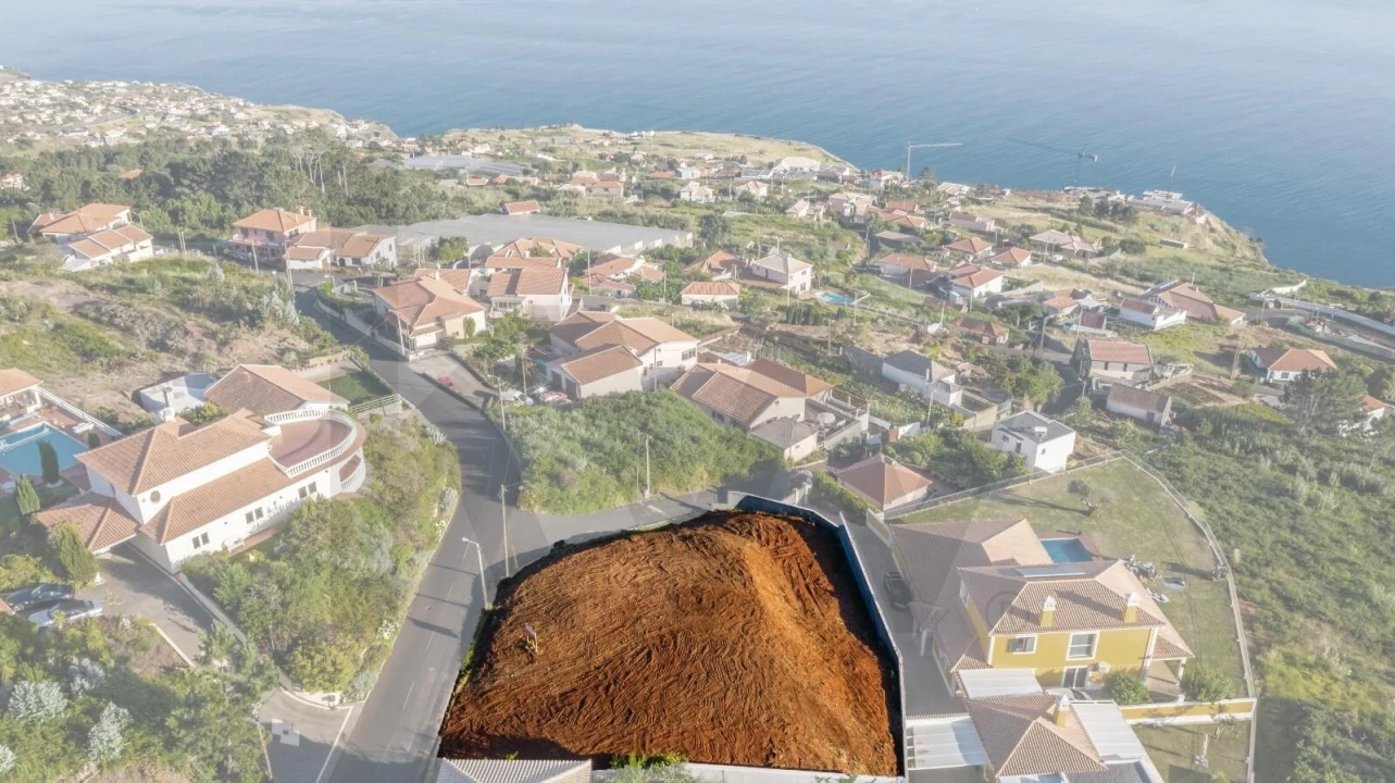 Terreno para Venda em Prazeres Foto 5