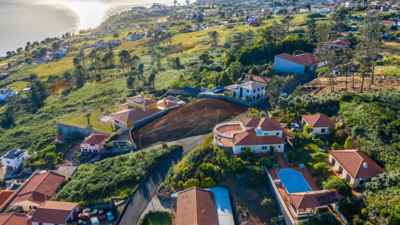 Terreno para Venda em Prazeres Foto 10