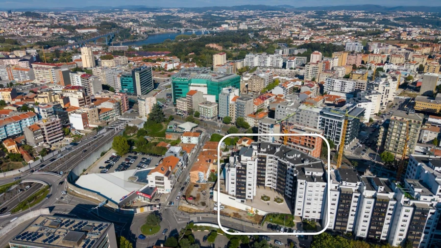 Apartamento T4 para Venda em Mafamude e Vilar do Paraíso Foto 2