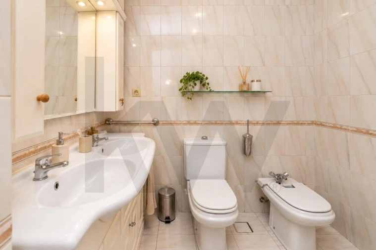 Apartamento T4 para Venda em Mafamude e Vilar do Paraíso Foto 27