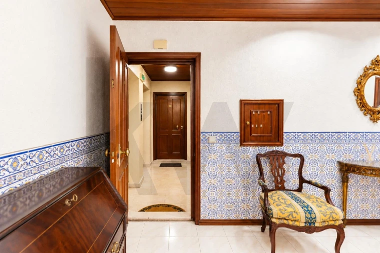 Apartamento T4 para Venda em Mafamude e Vilar do Paraíso Foto 5