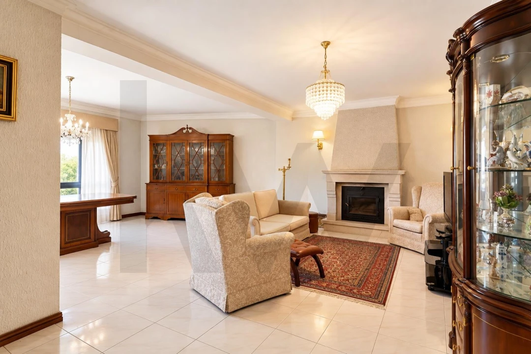 Apartamento T4 para Venda em Mafamude e Vilar do Paraíso Foto 17