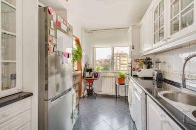Apartamento T3 para Venda em Encosta do Sol