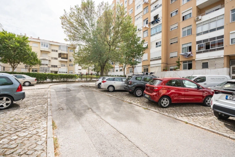 Apartamento T3 para Venda em Encosta do Sol Foto 3