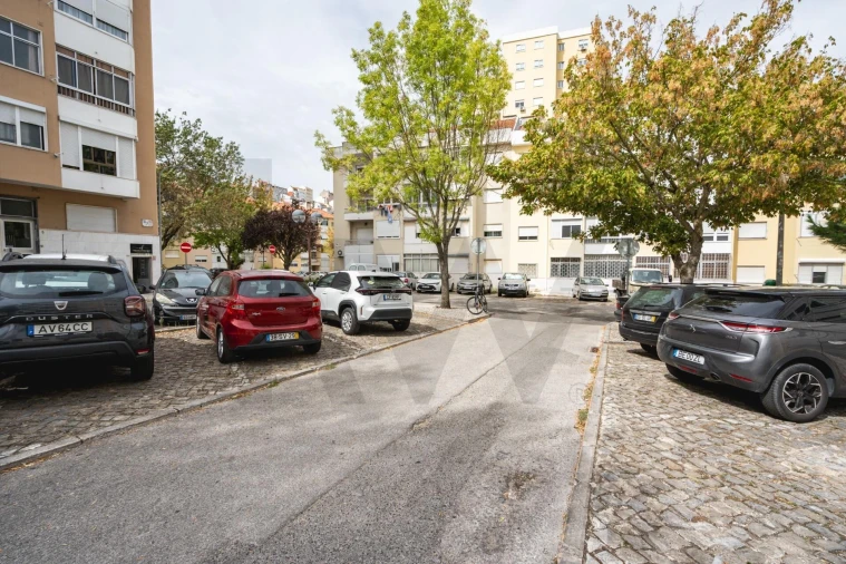 Apartamento T3 para Venda em Encosta do Sol Foto 2