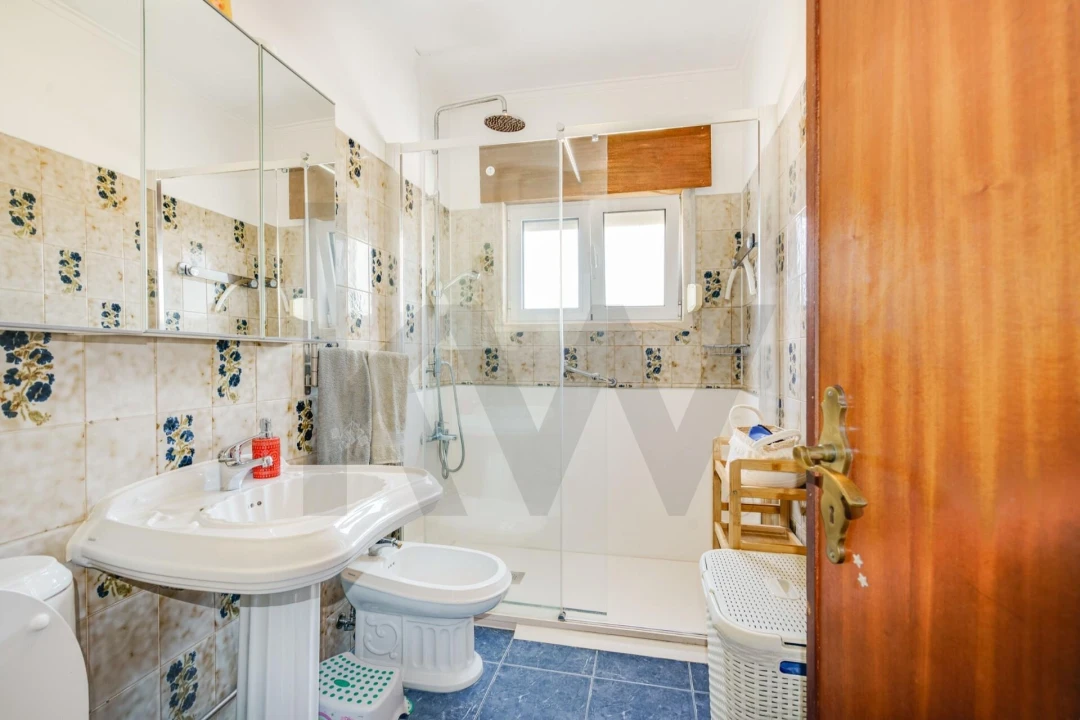 Apartamento T3 para Venda em Encosta do Sol Foto 12