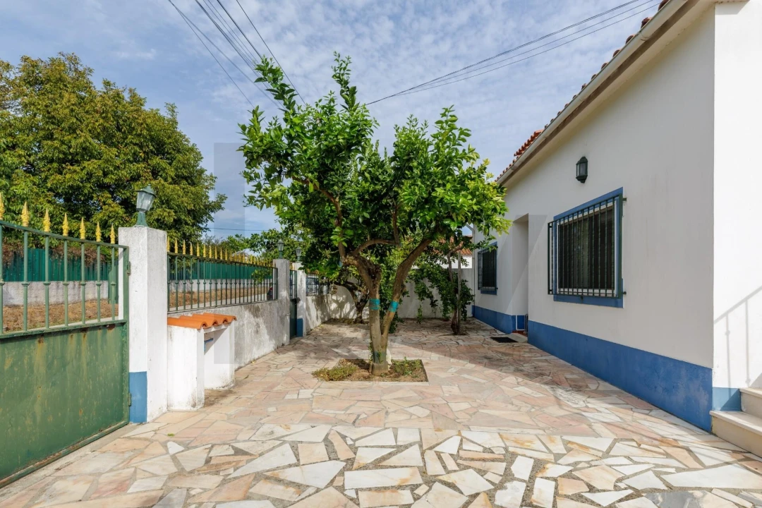 Moradia T5 para Venda em Manique do Intendente, Vila Nova de São Pedro e Maçussa Foto 16
