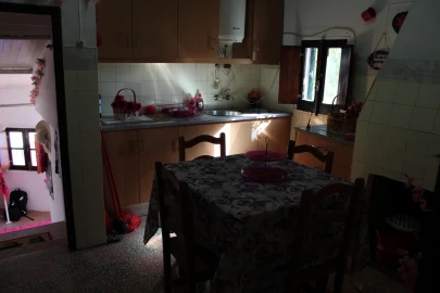 Moradia para Venda em Almodôvar e Graça dos Padrões