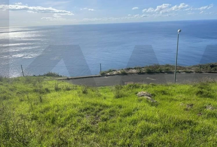 Terreno para Venda em Fajã da Ovelha Foto 2