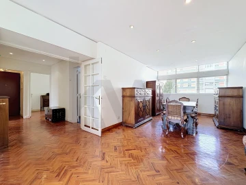 Apartamento T3 para Venda em Alvalade