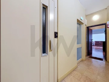 Apartamento T3 para Venda em Alvalade