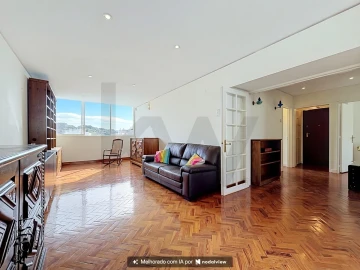 Apartamento T3 para Venda em Alvalade