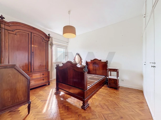Apartamento T3 para Venda em Alvalade Foto 14