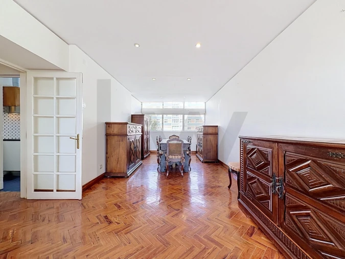 Apartamento T3 para Venda em Alvalade Foto 4