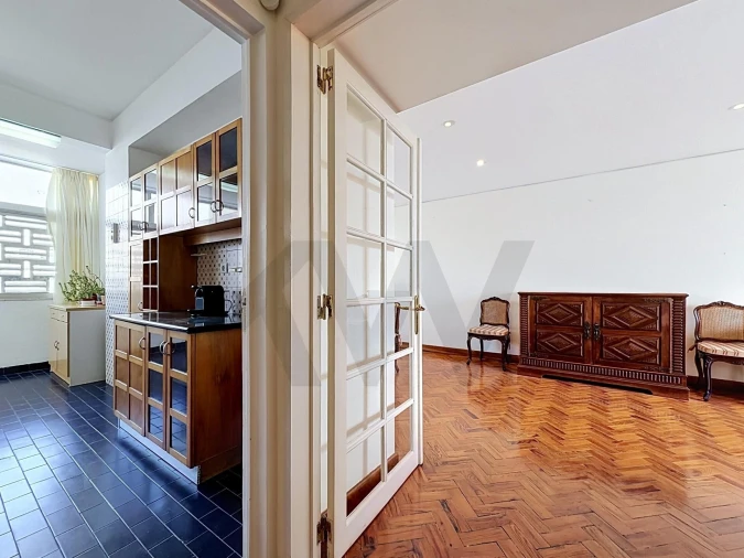 Apartamento T3 para Venda em Alvalade Foto 7