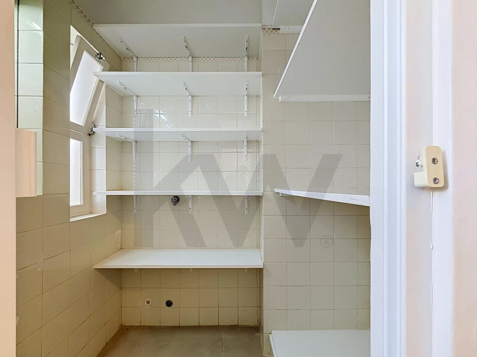 Apartamento T3 para Venda em Alvalade Foto 26
