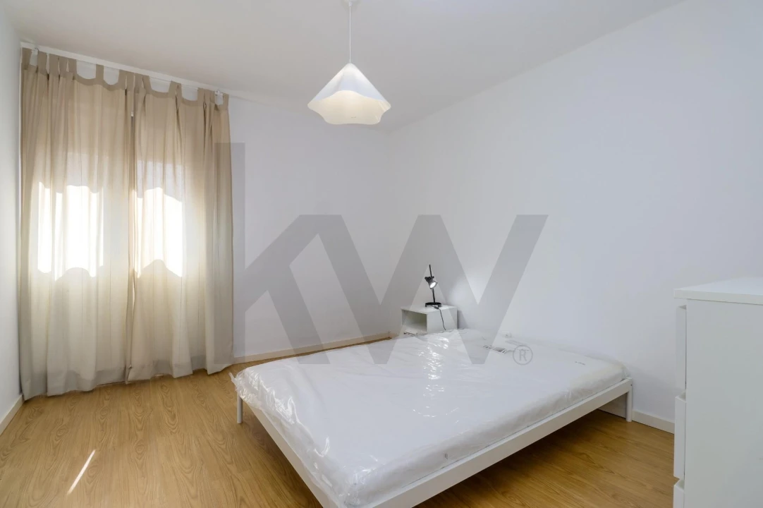 Apartamento T3 para Arrendamento em Santo Andre Foto 16