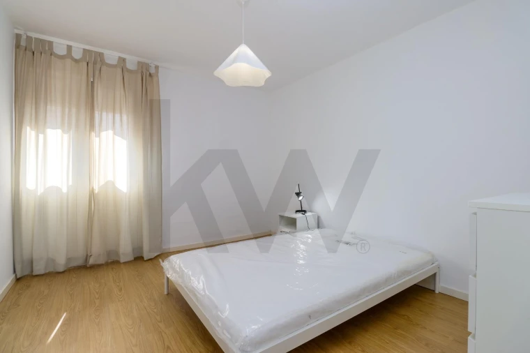 Apartamento T3 para Arrendamento em Santo Andre Foto 16