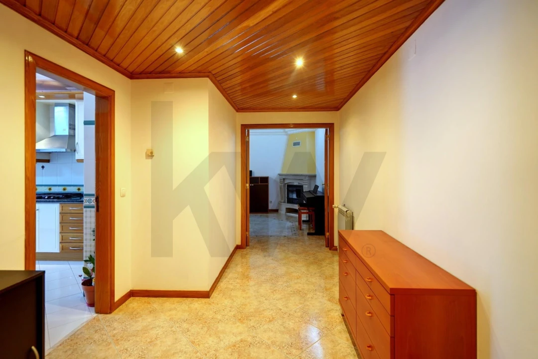 Apartamento T2 para Venda em Algueirão-Mem Martins Foto 11