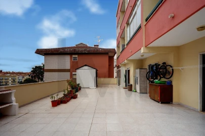 Apartamento T2 para Venda em Algueirão-Mem Martins