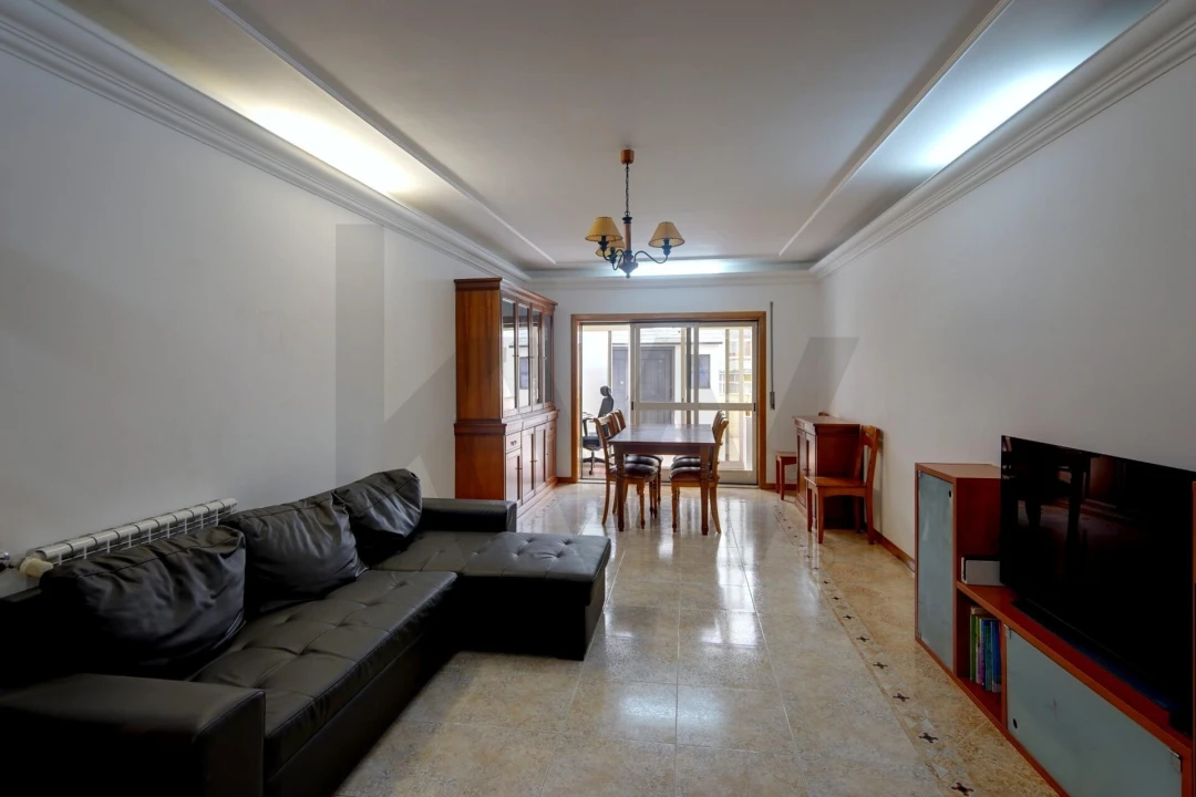 Apartamento T2 para Venda em Algueirão-Mem Martins Foto 1