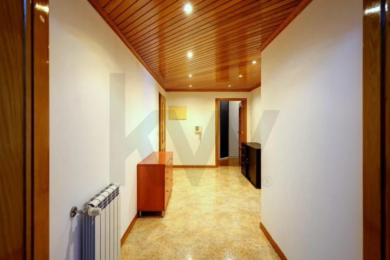 Apartamento T2 para Venda em Algueirão-Mem Martins Foto 12