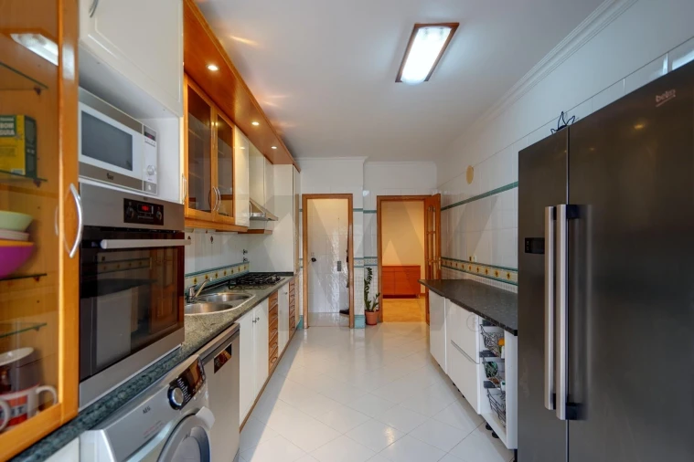 Apartamento T2 para Venda em Algueirão-Mem Martins Foto 3