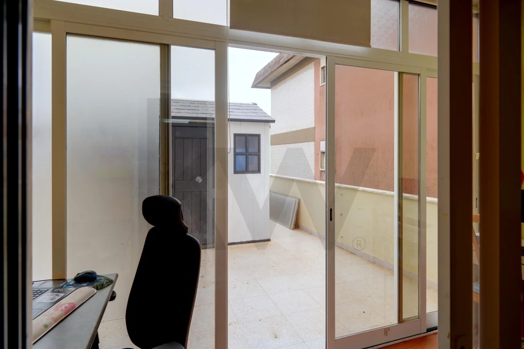 Apartamento T2 para Venda em Algueirão-Mem Martins Foto 21