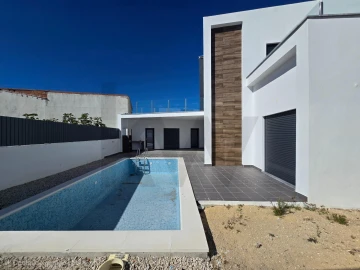 Moradia T5 para Venda em Azeitão (São Lourenço e São Simão)