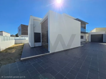 Moradia T5 para Venda em Azeitão (São Lourenço e São Simão)