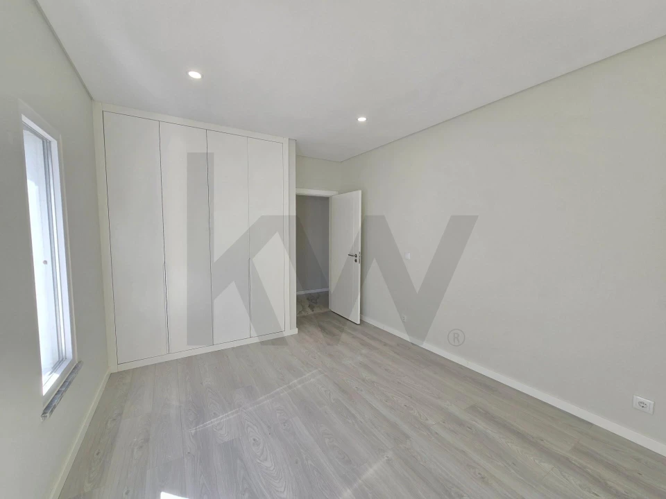 Moradia T5 para Venda em Azeitão (São Lourenço e São Simão) Foto 33
