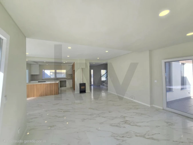 Moradia T5 para Venda em Azeitão (São Lourenço e São Simão) Foto 15