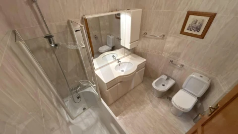 Apartamento T2 para Arrendamento em Campo de Ourique
